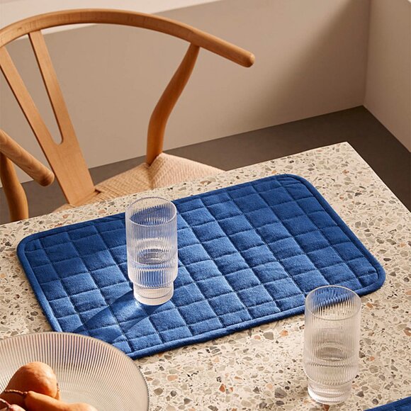 NWT SIMONS Royal Blue Waffled Placemat set of 4 - Picture 2 of 6
